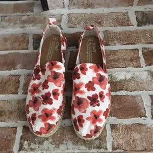 Tom’s Flower Slide ons